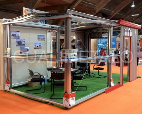 04 11 2014 Naves industriales metalicas y naves modulares prefabricadas Francia. Feria TP BAT Toulouse 31 FRANCIA