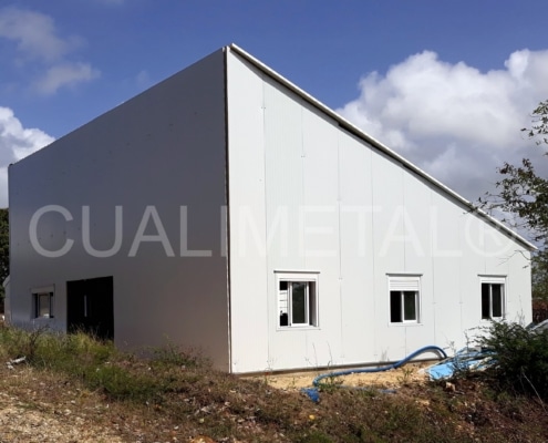 Nave industrial metálica. 300m2 Guadalupe (Francia) Cualimetal