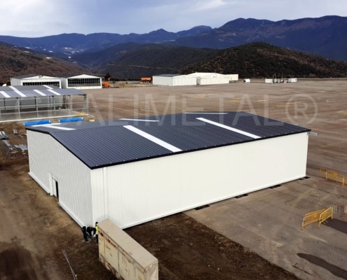 Hangar modular prefabricado. 475m2 La Seu d´Urgell (Lérida, España) Cualimetal