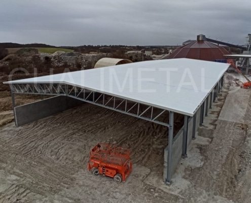 Nave industrial metálica. 1800m2 Cherves-Richemont (Francia) Cualimetal