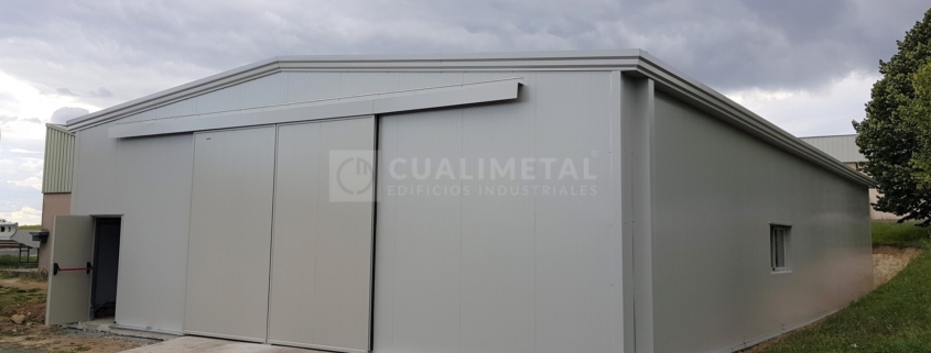 Nave industrial modular metalica ECORAPID Cualimetal Chedigny Francia 8