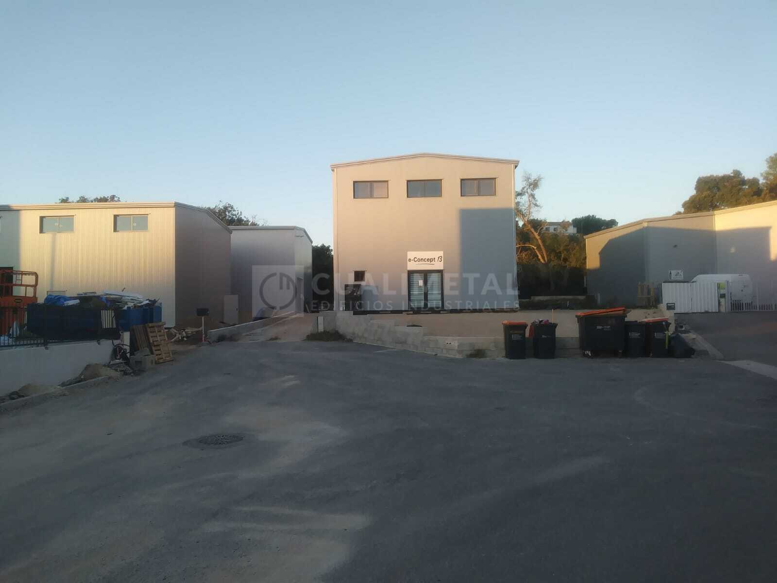 Modular Field Warehouse Modular warehouse cladding. Roquevaire (France) | Cualimetal