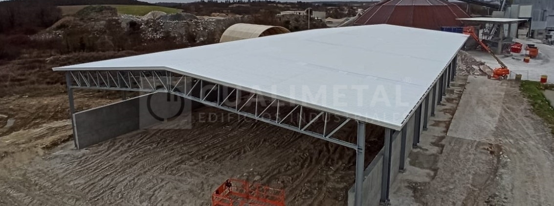Nave industrial metálica 1800m2. Cherves-Richemont (Francia) | Cualimetal 1