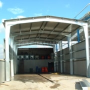 Nave lavadero metálica ECORAPID 150 m2. 100% desmontable. Martorelles, Barcelona (España) | Cualimetal 1