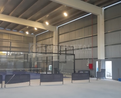 Nave metálica prefabricada. (Zaragoza, España) Cualimetal