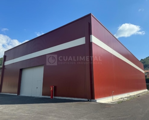 Nave modular prefabricada. 700m2. Lucca (Italia) Cualimetal