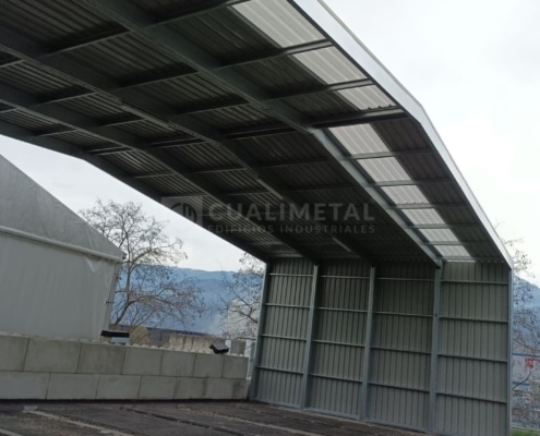 Nave metálica modular. 175m2. Crolles (Francia)