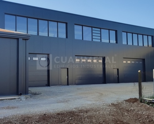 Nave modular metálica. 520m2. Vauvert (Francia) Cualimetal